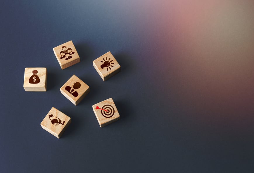 Blocks with attributes of a successful business. Company foundation. Development of leadership organizational skills. Search for investments, human resources and technologies. Useful acquaintances.